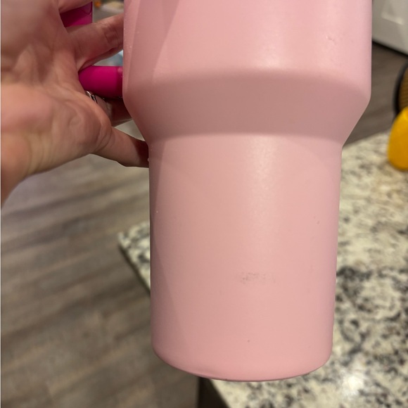 Stanley Pink Flamingo Quencher - Picture 3 of 4